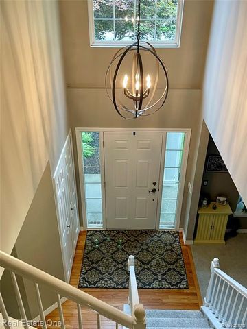 5613 Adderstone Drive, Clarkston, MI 48346