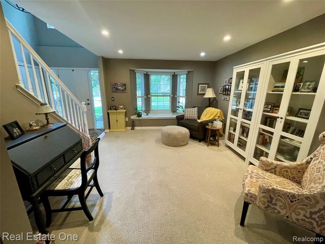 5613 Adderstone Drive, Clarkston, MI 48346
