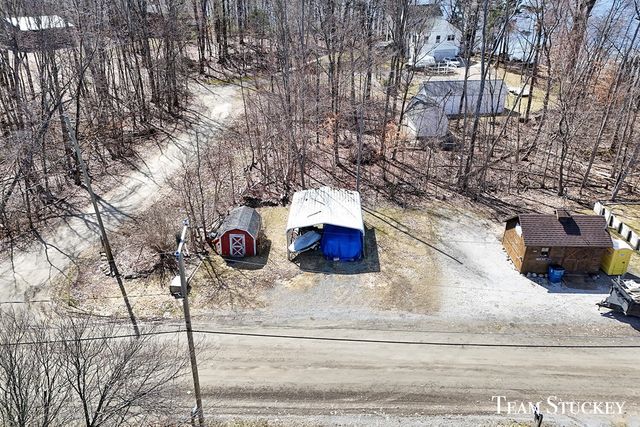 8941 Lake Street, Newaygo, MI 49337