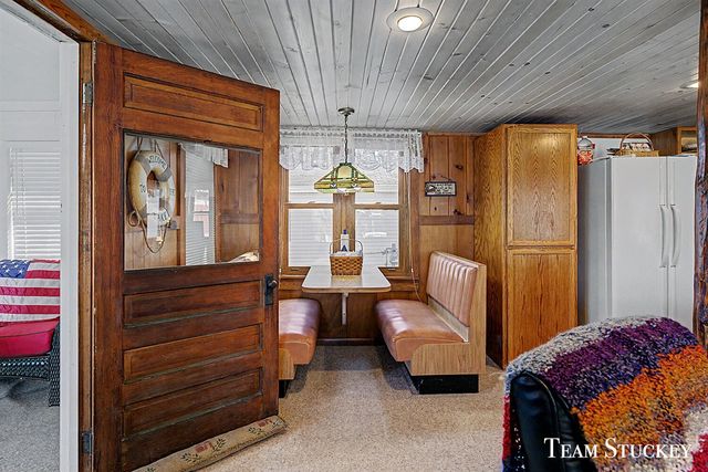 8941 Lake Street, Newaygo, MI 49337