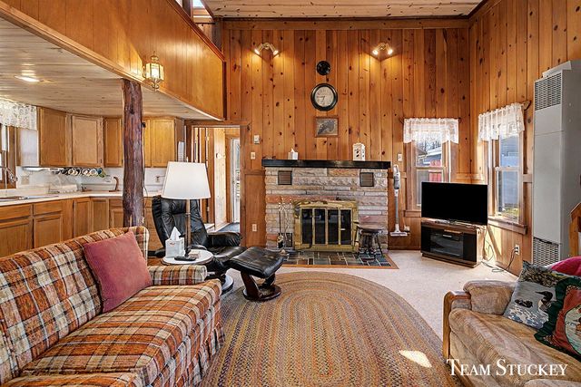 8941 Lake Street, Newaygo, MI 49337