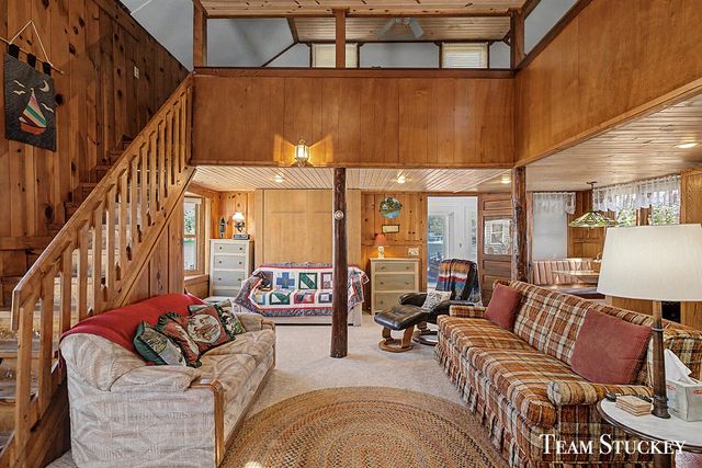 8941 Lake Street, Newaygo, MI 49337