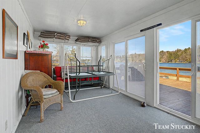 8941 Lake Street, Newaygo, MI 49337