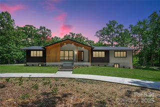 5033 Waxhaw Indian Trail Road, Matthews, NC 28104