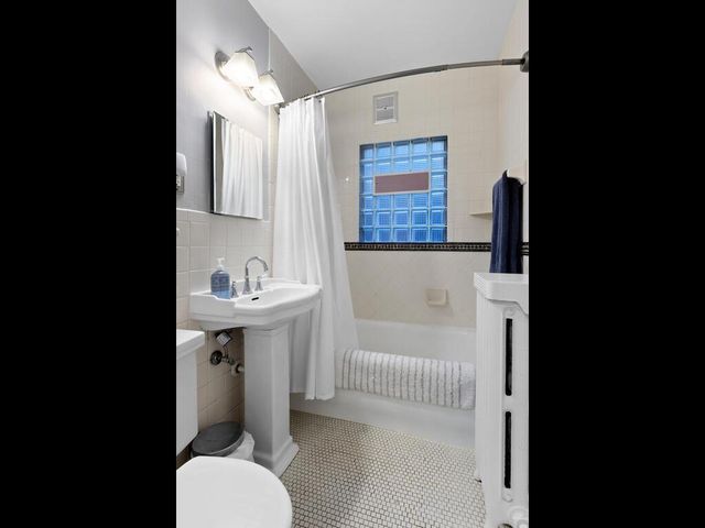 4840 Upton Avenue S, Minneapolis, MN 55410