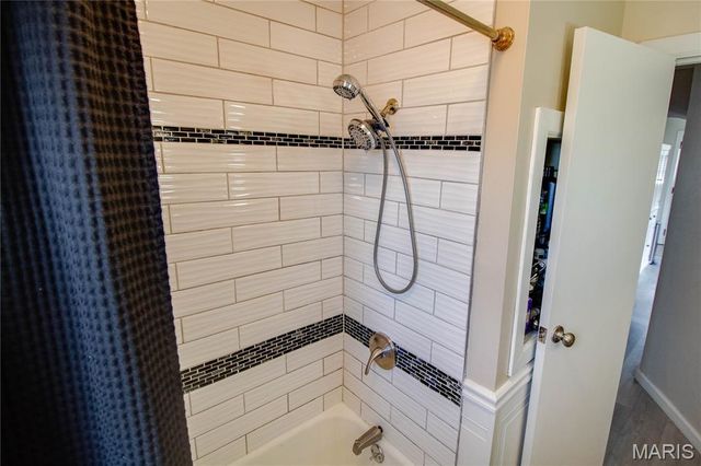 350 Woodland Avenue, Wood River, IL 62095