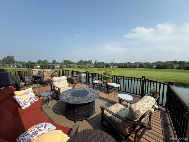 58626 Valley View Drive, Washington, MI 48094