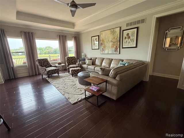 58626 Valley View Drive, Washington, MI 48094