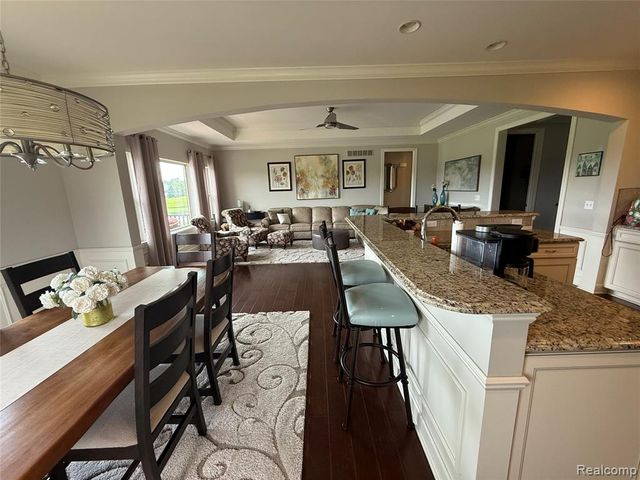 58626 Valley View Drive, Washington, MI 48094