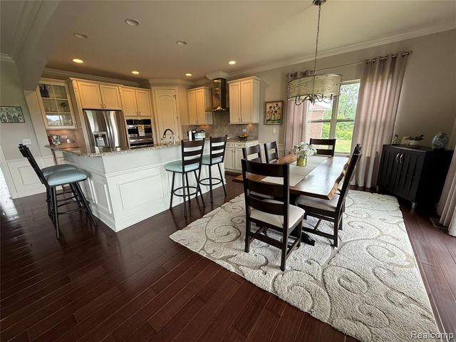 58626 Valley View Drive, Washington, MI 48094