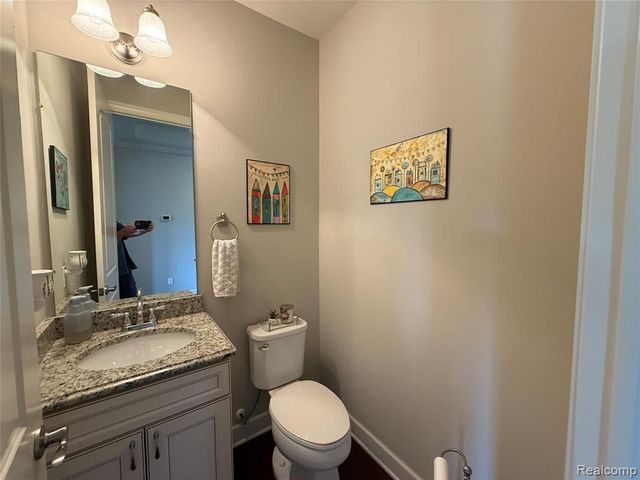 58626 Valley View Drive, Washington, MI 48094