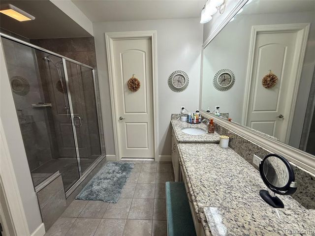 58626 Valley View Drive, Washington, MI 48094