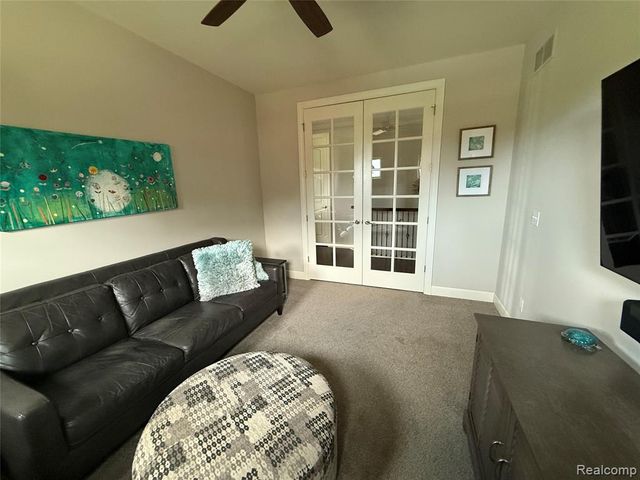 58626 Valley View Drive, Washington, MI 48094