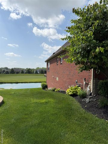 58626 Valley View Drive, Washington, MI 48094