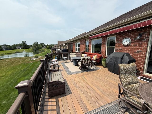58626 Valley View Drive, Washington, MI 48094