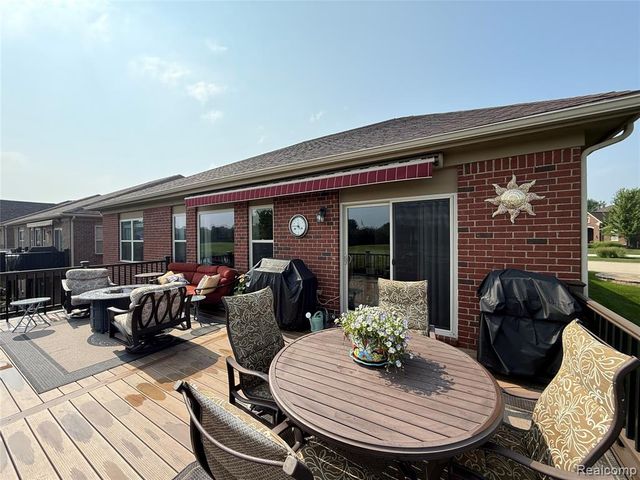 58626 Valley View Drive, Washington, MI 48094