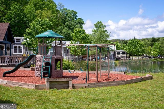 134 Mountain Meadows Drive, Morganton, GA 30560