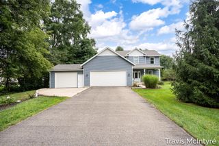 6838 Fox Meadow Drive Ne, Cannon Twp, MI 49341