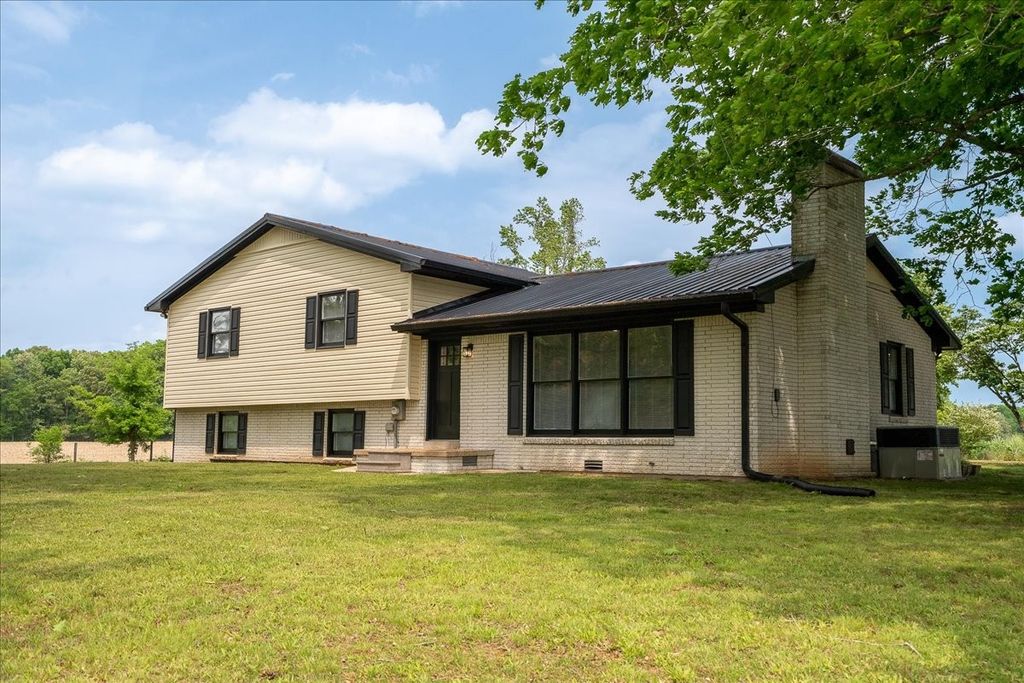 109 Old Highway 43, Summertown, TN 38483