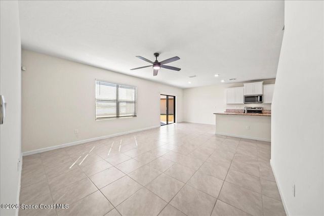 870 Remington Green Drive SE, Palm Bay, FL 32909