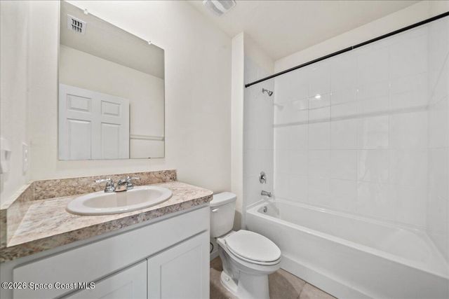 870 Remington Green Drive SE, Palm Bay, FL 32909