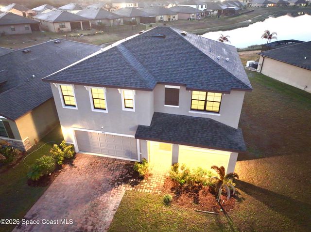 870 Remington Green Drive SE, Palm Bay, FL 32909