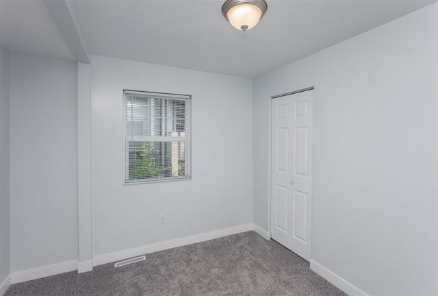 3204 8th Street, Des Moines, IA 50313