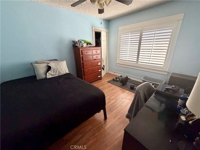 1016 W 51st Place, Los Angeles, CA 90037