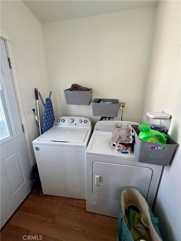 1016 W 51st Place, Los Angeles, CA 90037