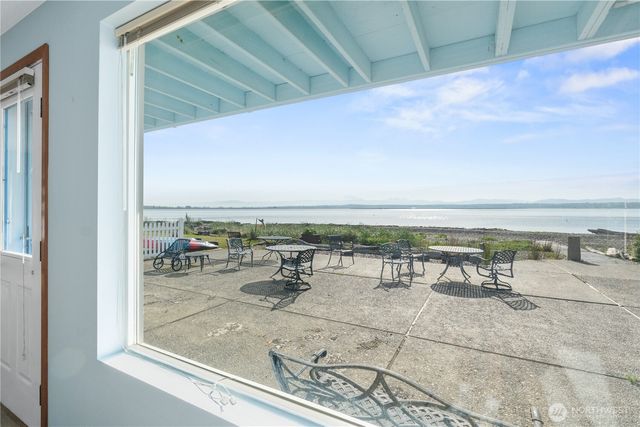 3990 Saltspring Drive, Ferndale, WA 98248