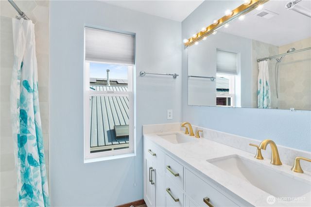 3990 Saltspring Drive, Ferndale, WA 98248
