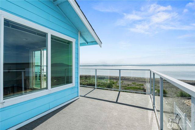 3990 Saltspring Drive, Ferndale, WA 98248