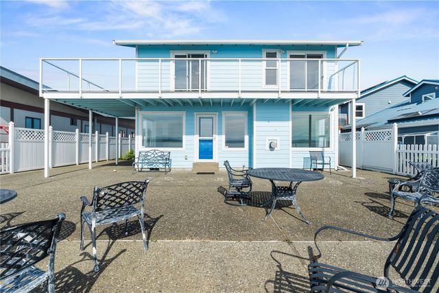 3990 Saltspring Drive, Ferndale, WA 98248