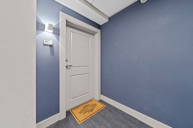 320 Maverick St 409, Boston, MA 02128