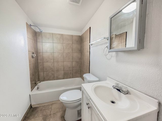 6532 N 19TH Drive, Phoenix, AZ 85015