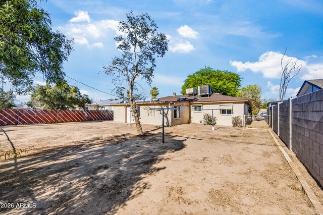 6532 N 19TH Drive, Phoenix, AZ 85015