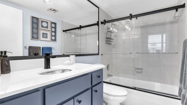 1801 S Flagler Drive 1804, West Palm Beach, FL 33401