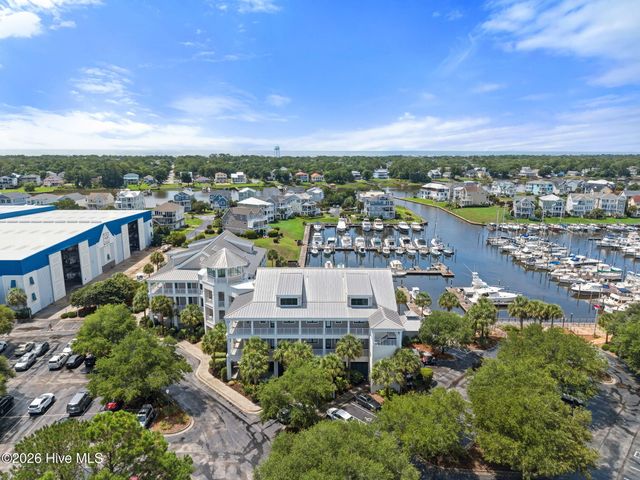 2571 St James Drive SE Unit 202, Oak Island, NC 28461