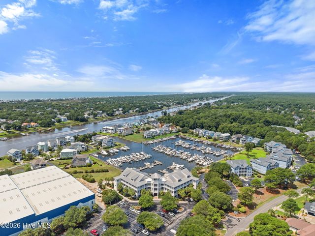 2571 St James Drive SE Unit 202, Oak Island, NC 28461