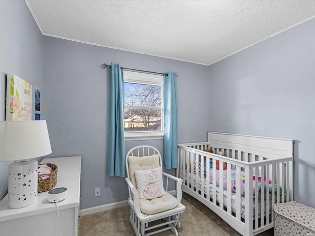 2501 Sweetser Avenue, Evansville, IN 47714