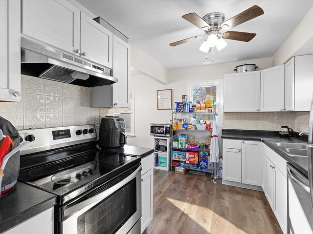 2501 Sweetser Avenue, Evansville, IN 47714