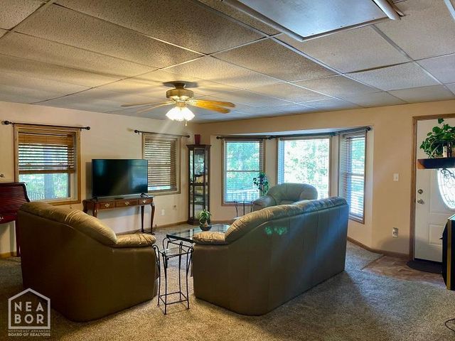 78 Cherokee Road, Cherokee Village, AR 72529