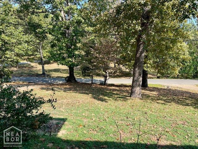 78 Cherokee Road, Cherokee Village, AR 72529