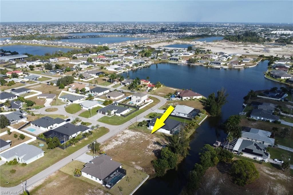 1420 NW 2nd TER, Cape Coral, FL 33993