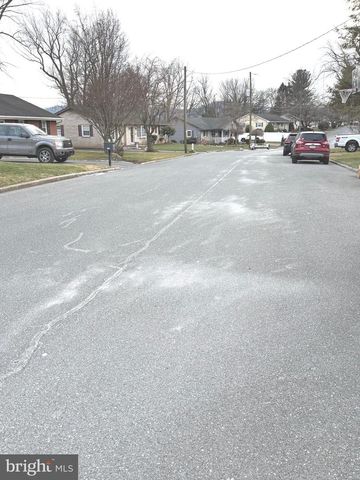 127 S ARNOLD ST, Marietta, PA 17547