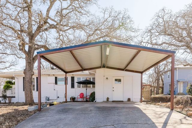 2100 Morningside Drive, Mineral Wells, TX 76067