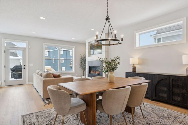 16247 Durango Trail, Lakeville, MN 55044