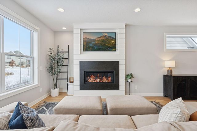 16247 Durango Trail, Lakeville, MN 55044