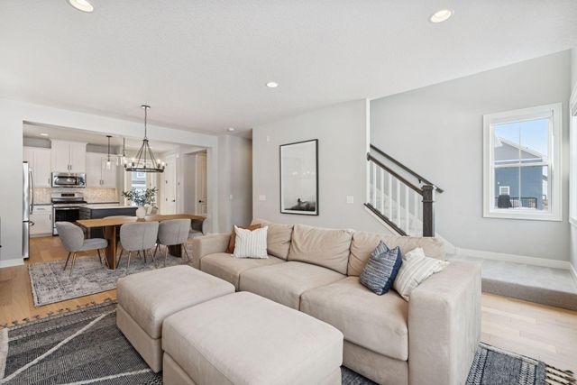 16247 Durango Trail, Lakeville, MN 55044