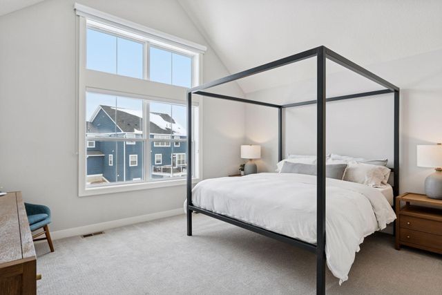 16247 Durango Trail, Lakeville, MN 55044